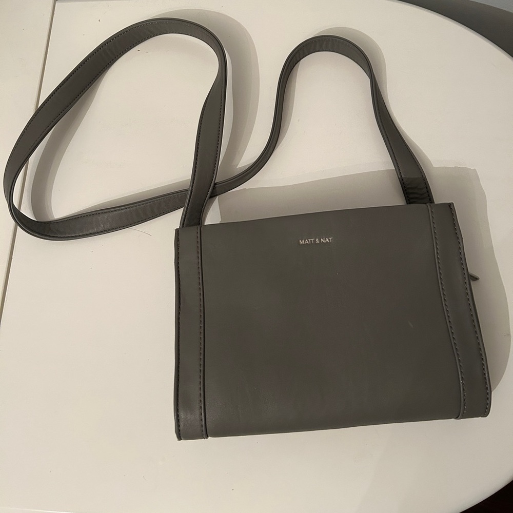 Matt and Nat crossbody purse